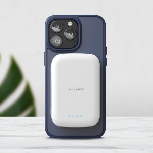 Alternative view of Galvanox MagSafe Powerbank with USB-C Cable in White